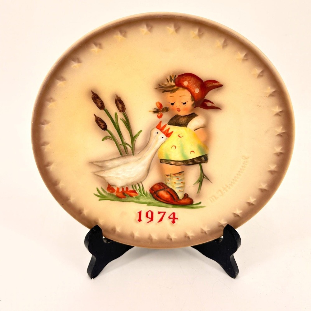 Vintage 1974 Hummel Annual Collector Plate Goebel Little Goose Wall‎ Decor - Picture 2 of 8